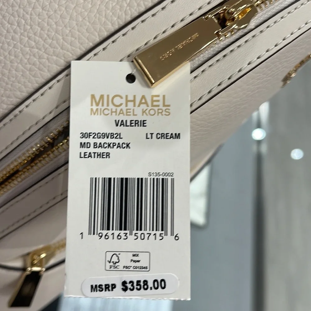 Michael Kors Women's Valerie Medium Pebbled Leather Backpack Light Cream 
NWT - Picture 12 of 16